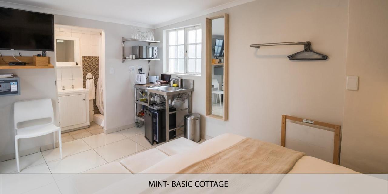Langebaan Kite Cottages Esterno foto